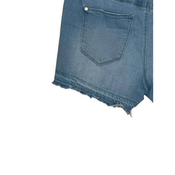 Forever 21 Women's  Denim Shorts High-Rise Distressed Raw‎ Hem Blue Wash Size 12 - Picture 3 of 7